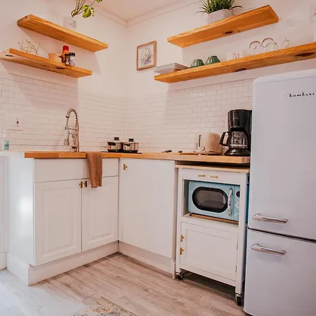 Cozy Tiny Home - Hidden Gem! Miami Exterior photo